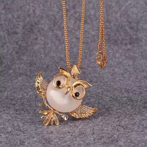 Owl Necklace with Rhinestone Accents Gorgeous Modern New